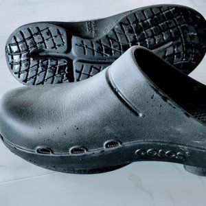 OOFOS OOCLOOG Women Size 8 - like new